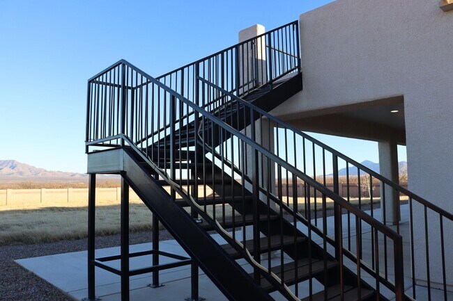 Building Photo - Welcome to your Southern Arizona desert oasis!