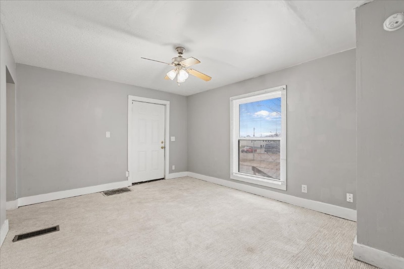 Building Photo - 818 Charlotte St