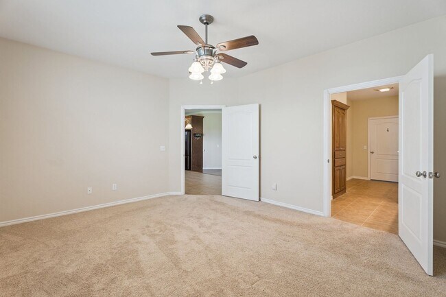 Building Photo - 11314 NW 121st Pl