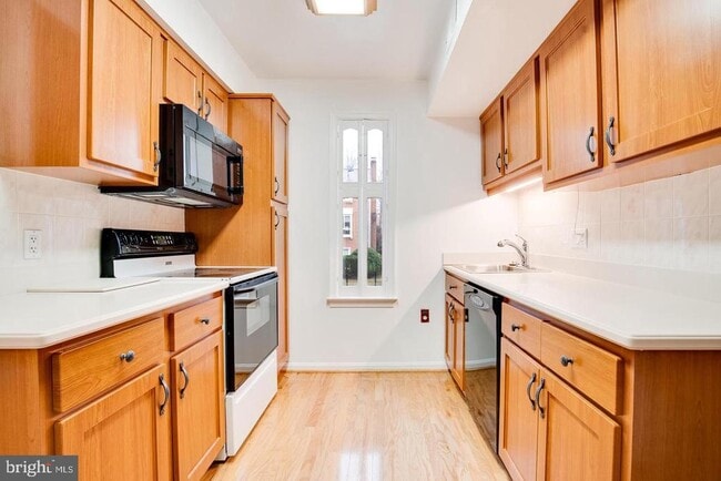 Building Photo - 3783 Persimmon Cir