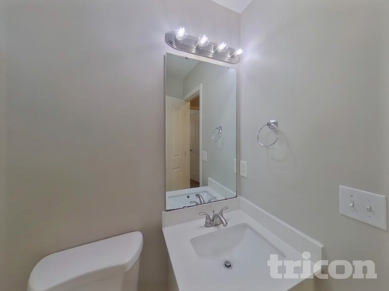 Building Photo - 6314 Spanish Moss Ln