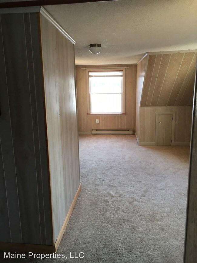 Building Photo - 2 br, 2 bath House - 1 Bonny Eagle Pond Road