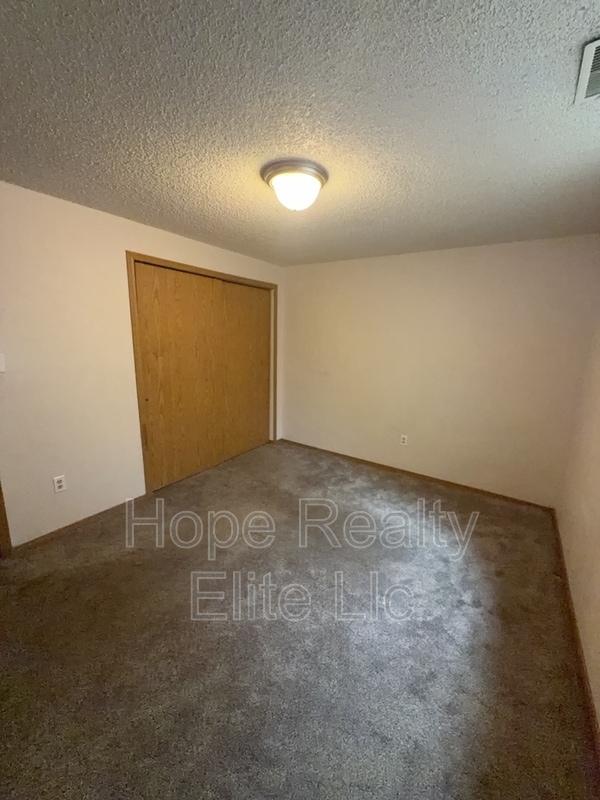 Building Photo - 4537 Lamplighter Cir