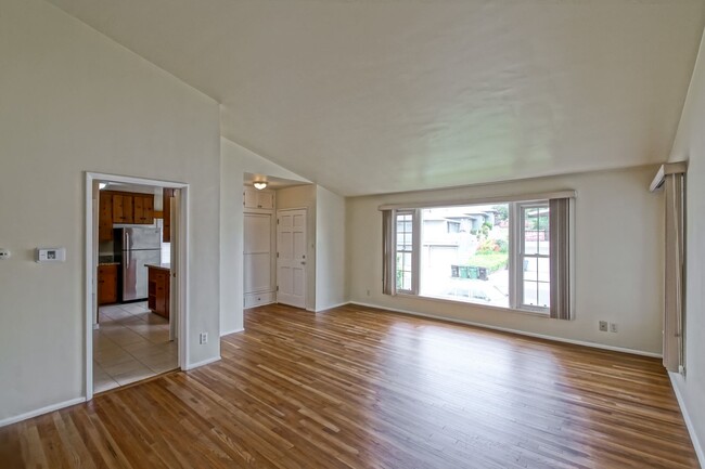 Building Photo - 7866 Flight Ave