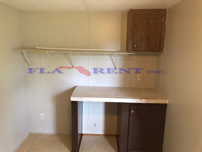 Building Photo - **3/2 Manufactured home (St. Cloud)**