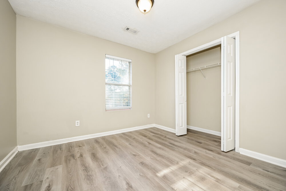 Building Photo - 745 Keys Ferry Rd