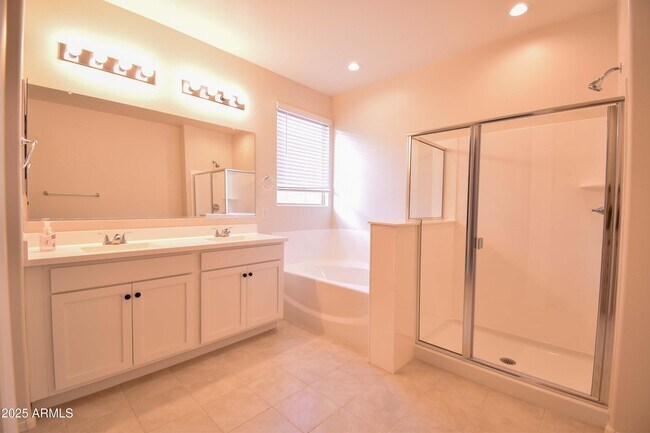 Building Photo - 19535 W Windsor Ave