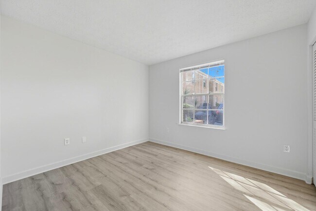 Building Photo - 5201 Atlantic Blvd