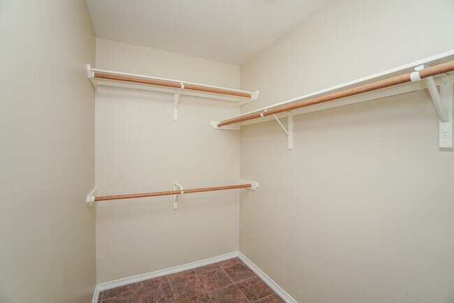 Building Photo - 415 Sterling Heights Ln