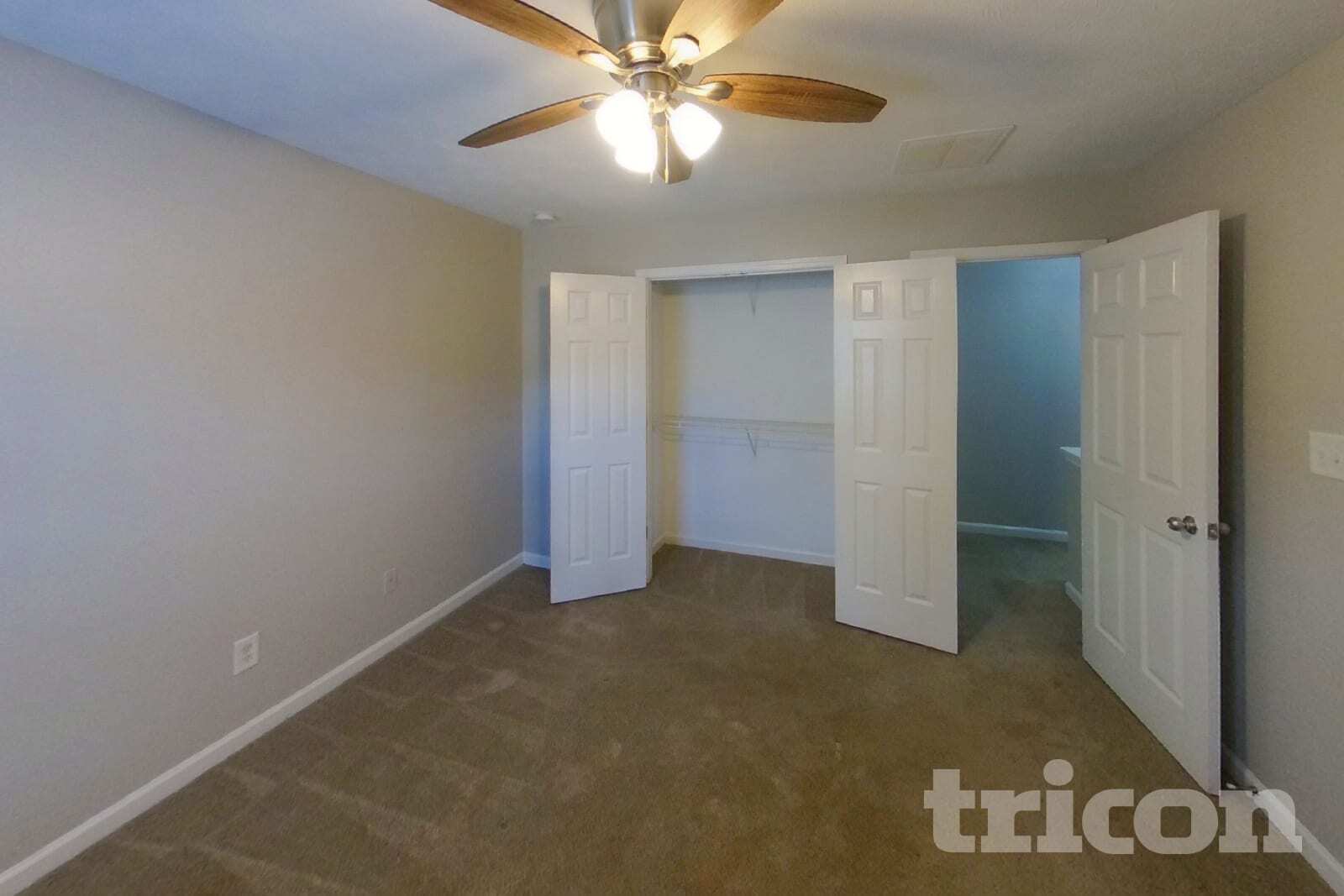 Building Photo - 1563 Little Creek Dr