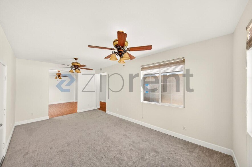 Building Photo - 6304 Starview Dr