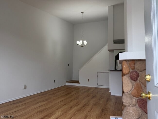 Primary Photo - 94 Wescott Rd