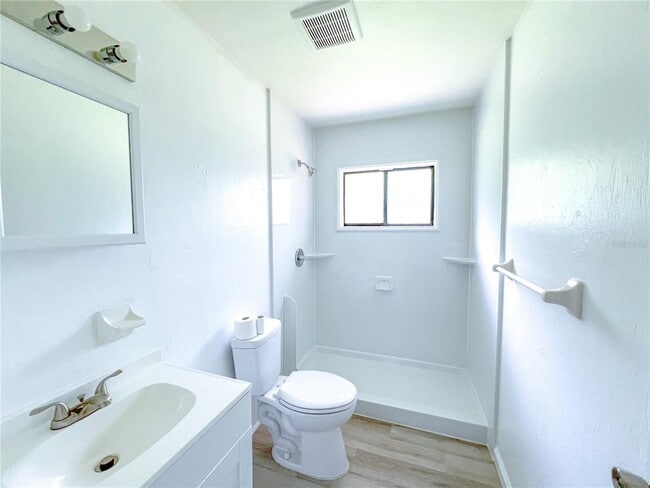 Building Photo - 7918 NW 31st Ave