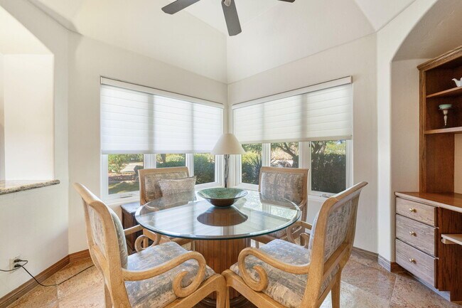 Building Photo - 50180 Vista Montana Rd