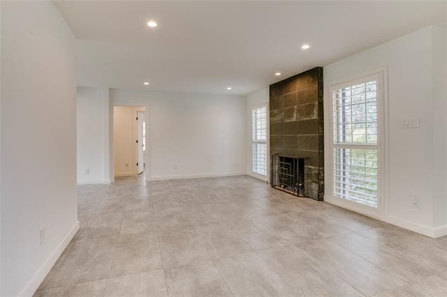 Building Photo - 2045 Marydale Rd