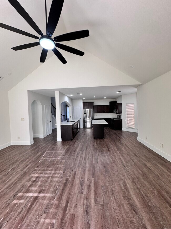 Building Photo - 15833 Bent Rose Way