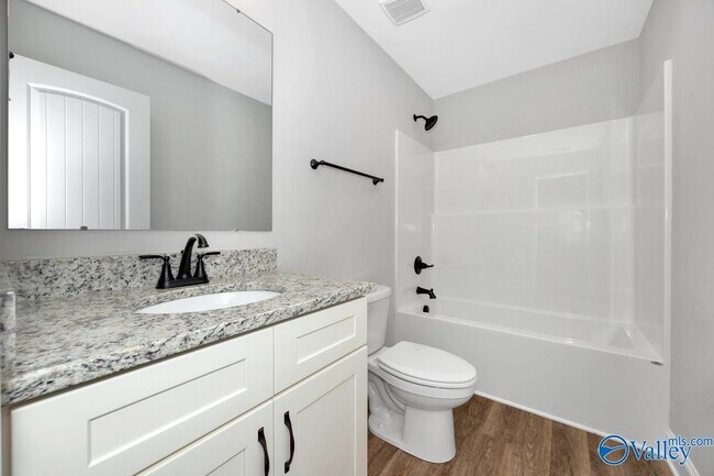 Building Photo - 1713 Golf Club Ln NW