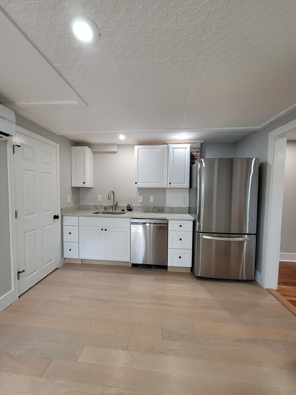 Building Photo - 400 Concord St