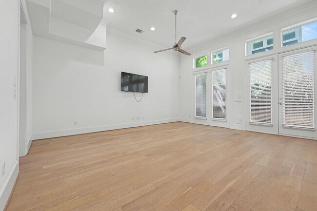 Building Photo - 2713 Kinsley Oaks Dr