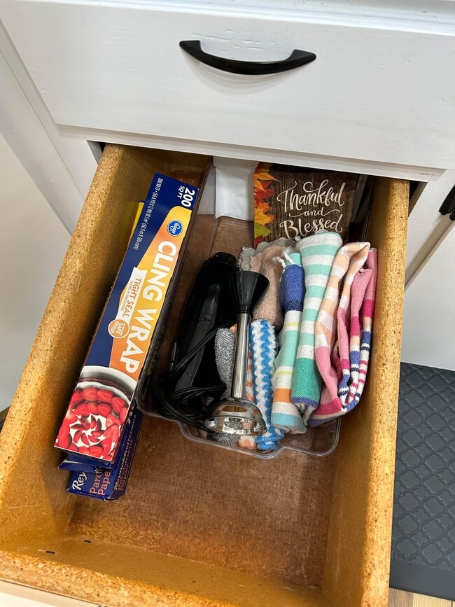 Building Photo - 1095 Canal Ave