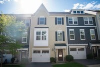 Building Photo - 2310 Avinity Ct