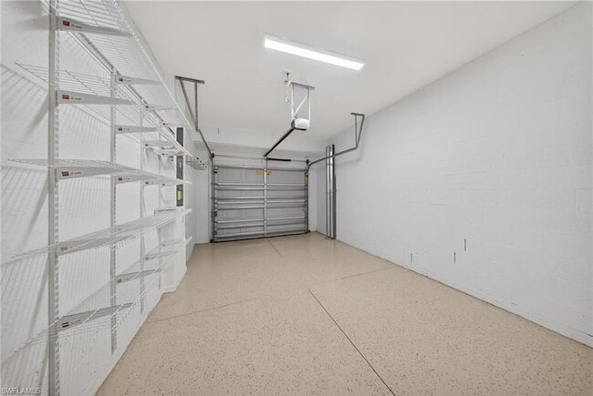 Building Photo - 2898 Blossom Wy