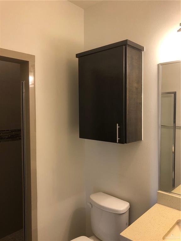 Building Photo - 1304 E Daffodil Ave