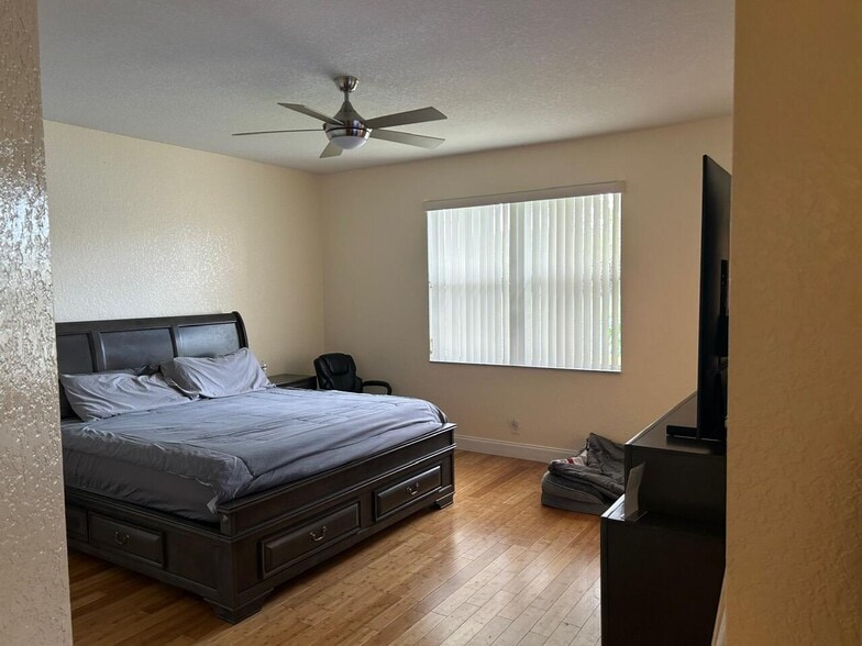 Building Photo - 759 Gazetta Way