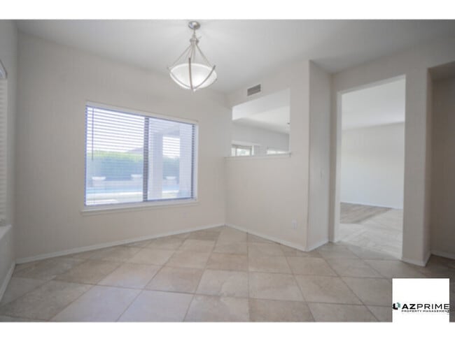 Building Photo - Live the Arizona Dream in This Gorgeous 4/...