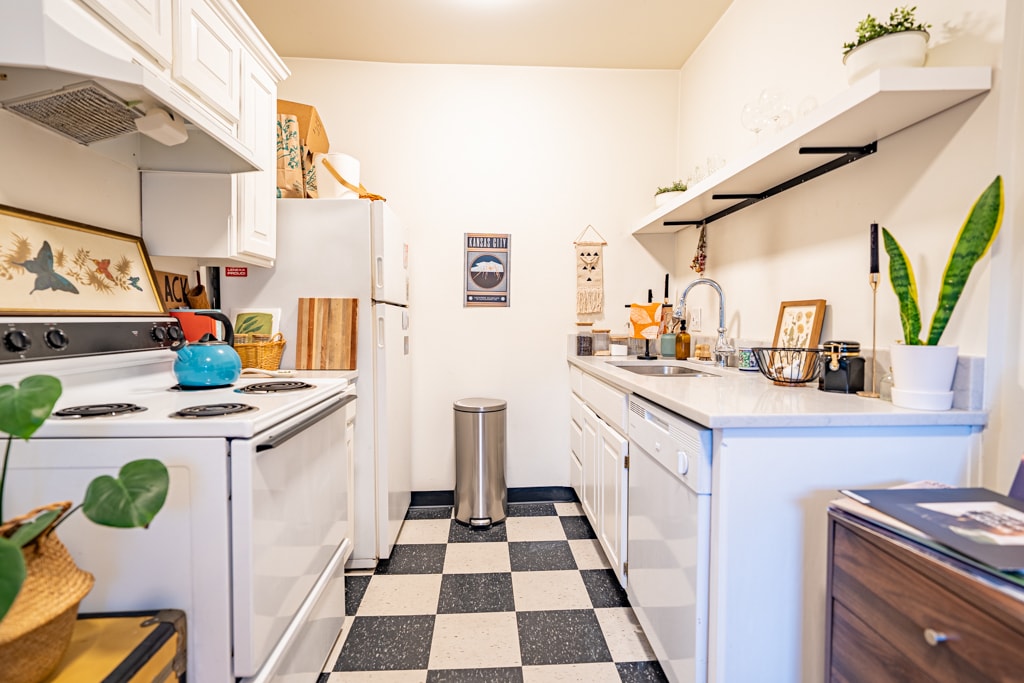 Building Photo - 4201 Locust St