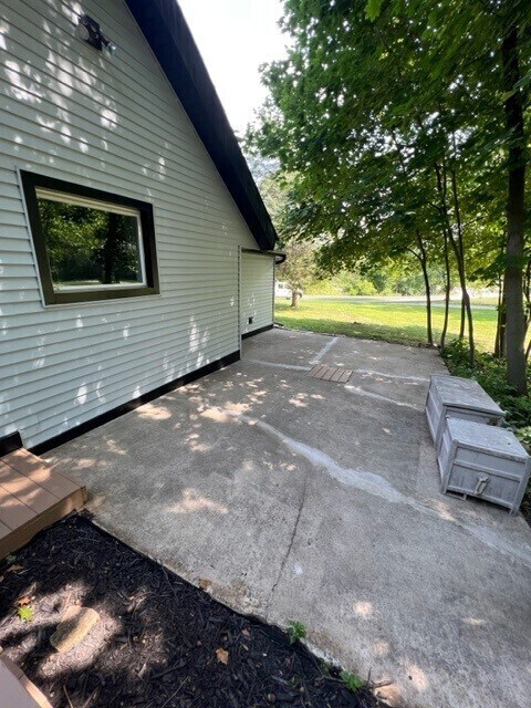 Building Photo - N95W26567 County Rd Q