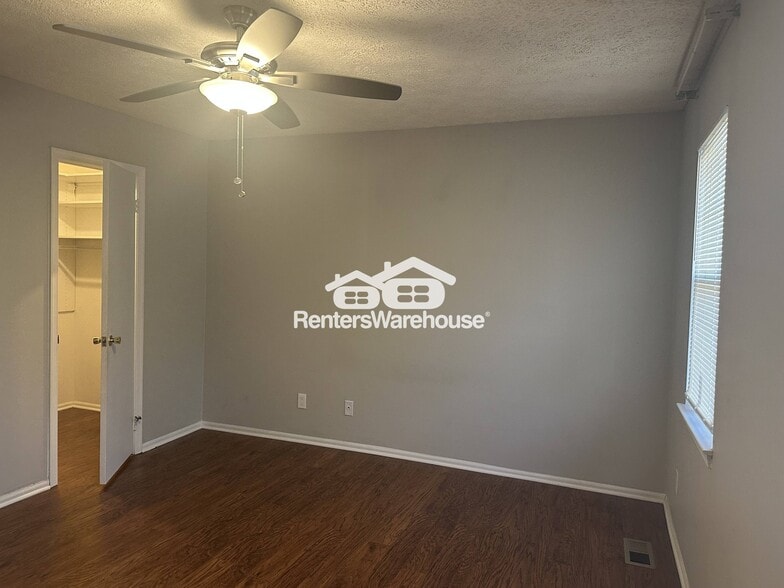 Building Photo - 2 Clipstone Ct