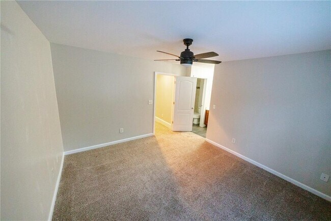 Building Photo - 1949 Point River Dr