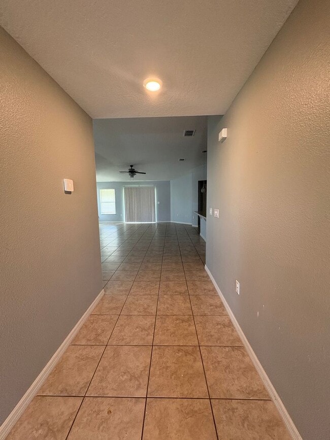 Building Photo - 4751 Maplewild Ln.