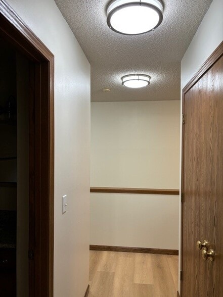 Building Photo - 1329 E 21st Ter