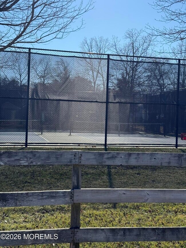 Building Photo - 115 Bay Pkwy