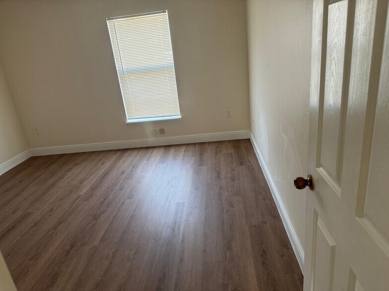 Building Photo - 11718 Pethrick Dr