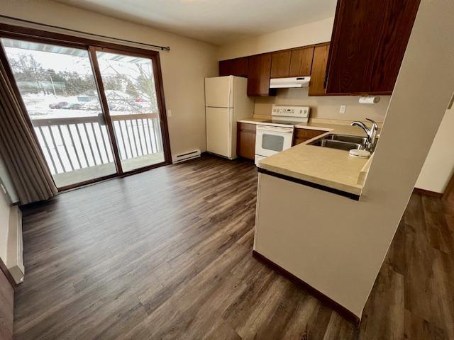 Building Photo - 443 Farnham St