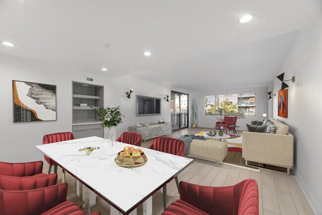 Building Photo - 1118 3rd St