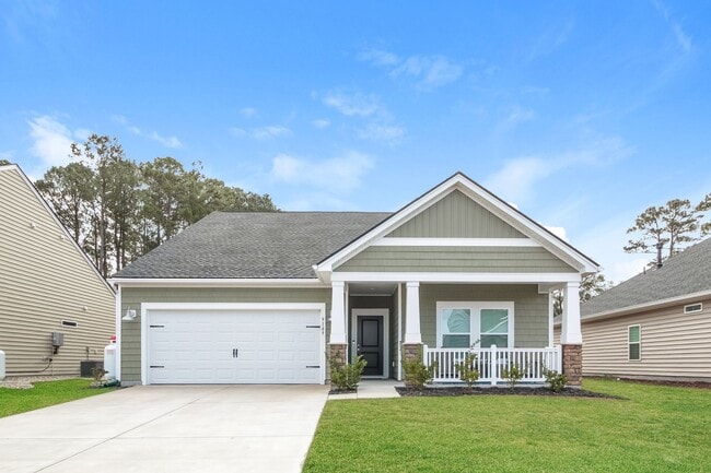 Building Photo - Lovely Furnished Home - $200 Off 1st Month Rent (Upon Approval)