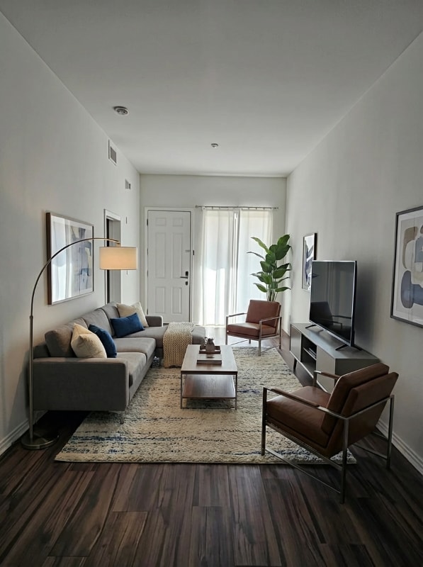 Building Photo - 17168 Newhope St