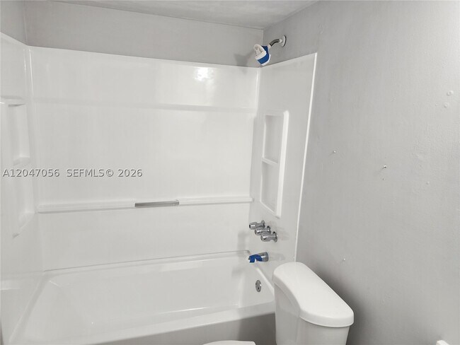 Building Photo - 14901 SW 82nd Terrace