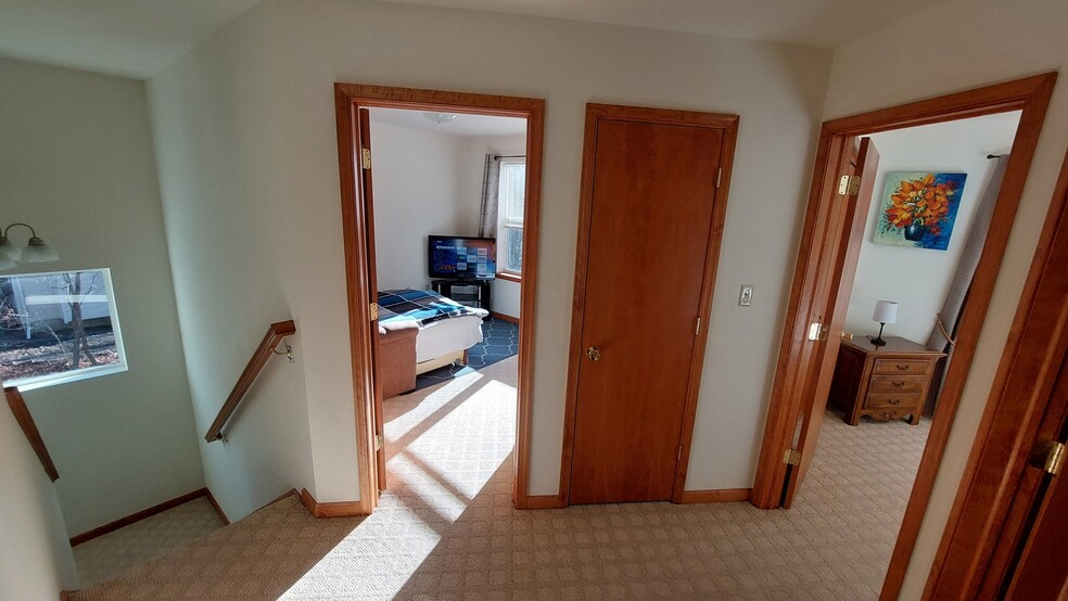 Building Photo - 51 Mohawk Trl