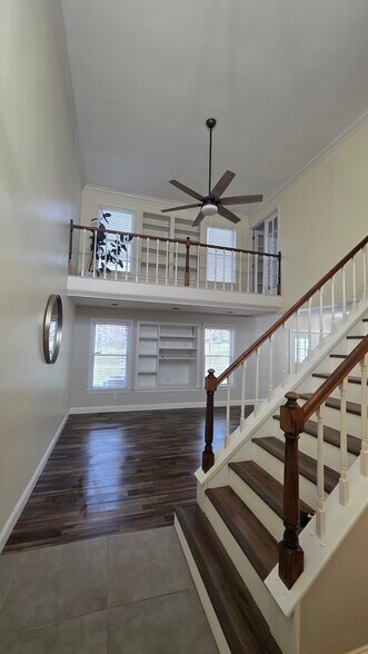 Building Photo - 4296 Wimbledon Dr