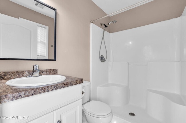 Building Photo - 227 Cedar Dr