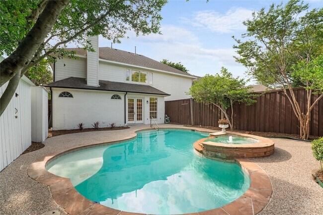Building Photo - 3316 Westover Dr