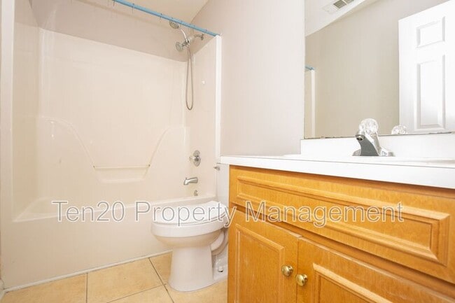Building Photo - 4015 Shade Valley Dr