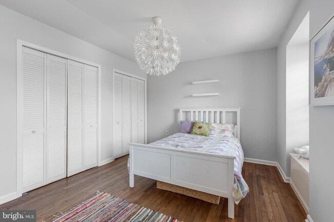 Building Photo - 1700 Chester Mill Rd