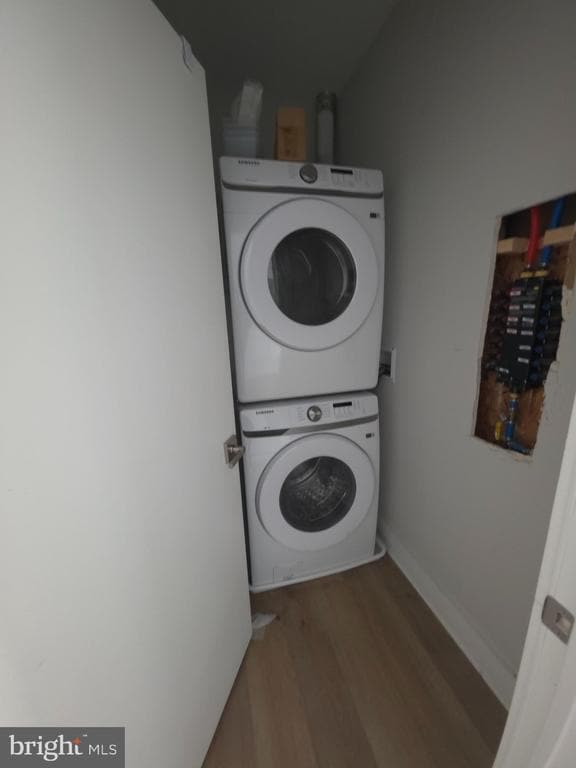 Building Photo - 3503 Midvale Ave