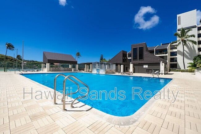 Building Photo - 500 Lunalilo Home Rd